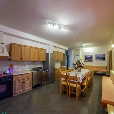 In Near Lift 아파트 *